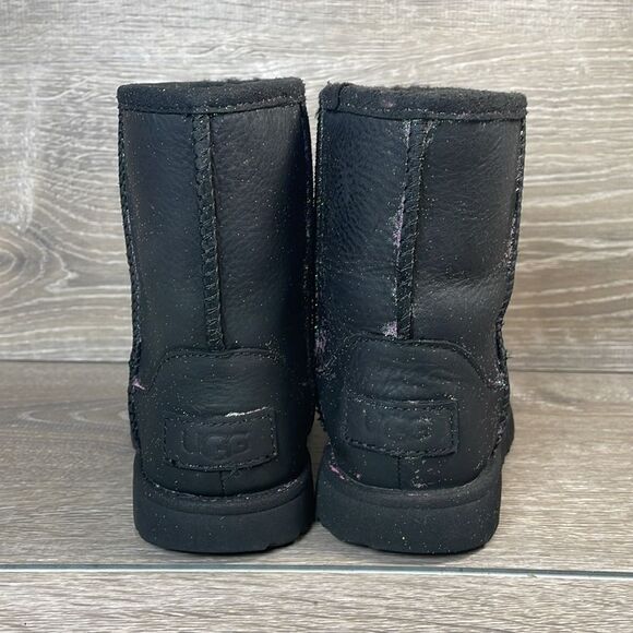 Ugg Kids Classic II Black Leather Sparkly Glitter Toddler Girl Sz 10 Winter Boot - Picture 4 of 11